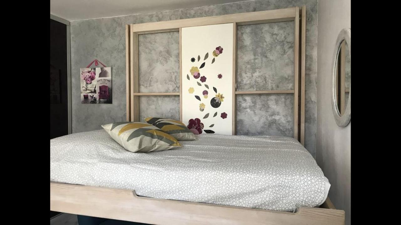 Joli Studio Scandinave Milly-la-Foret Exterior foto